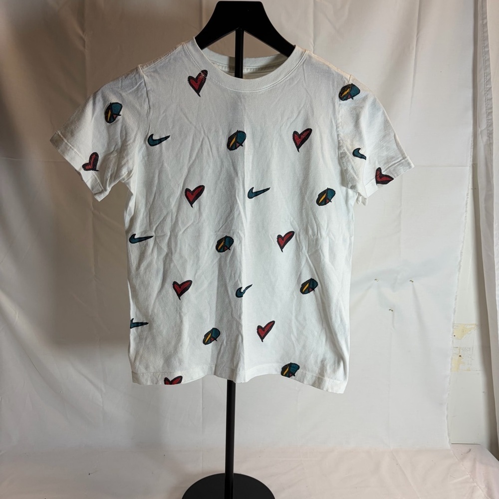 Nike Heart & Peace Sign Graphic Tee – White Medium - Picture 1 of 3